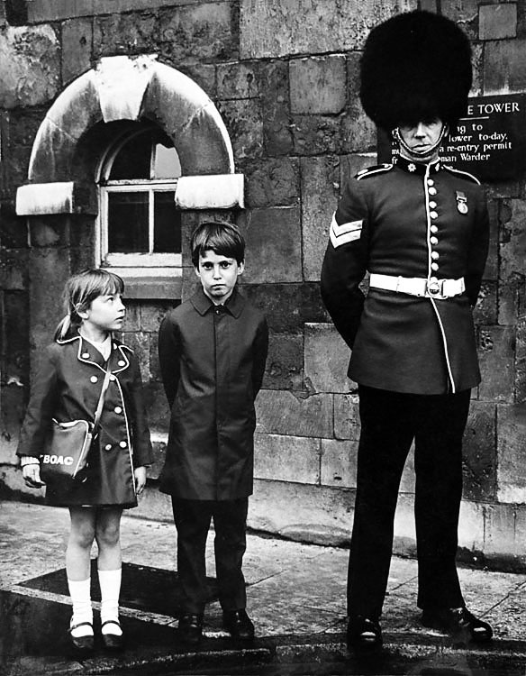 Lise, Grant and guard, London England